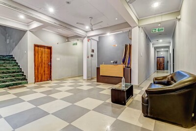 OYO Flagship 84950 Orphic Inn  | GuestHouseWale.Com