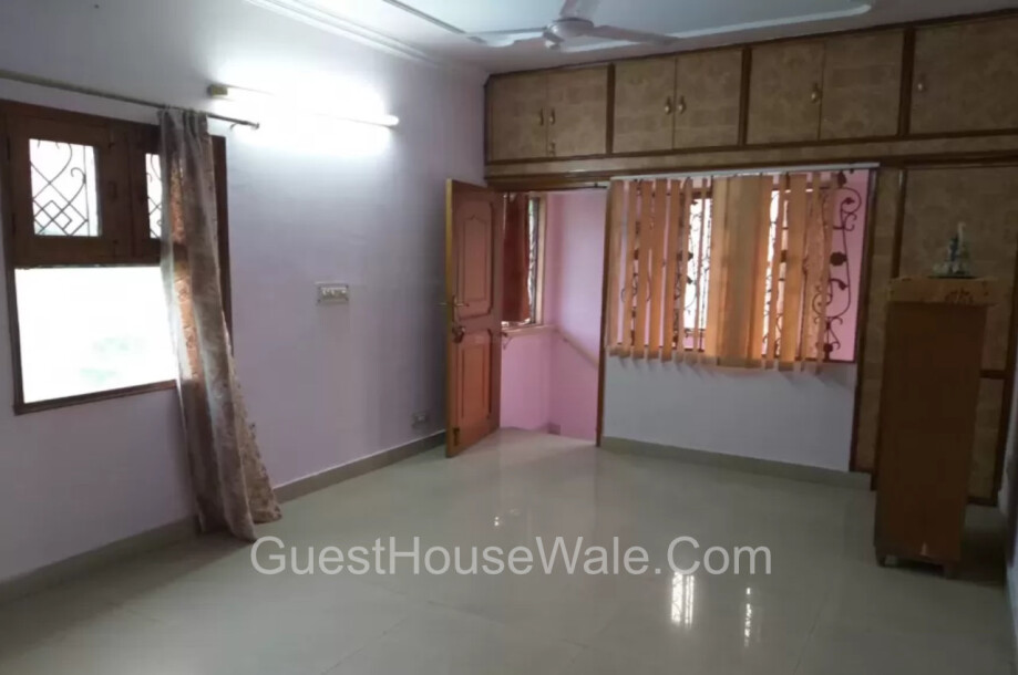 1400 sq.ft Ready to use Office Space, Paschim Vihar, New Delhi-3