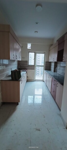 3 bhk semi furnished flat Sector 75 white house-6