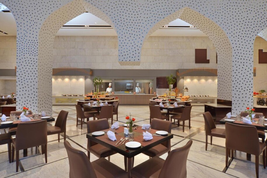 Radisson Hotel Agra-20
