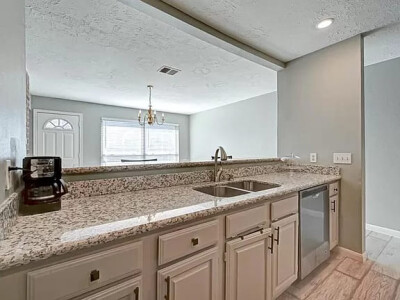 7610 Loro Linda Dr, Houston, TX 77083