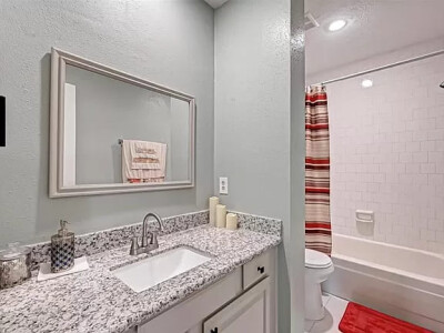 7610 Loro Linda Dr, Houston, TX 77083