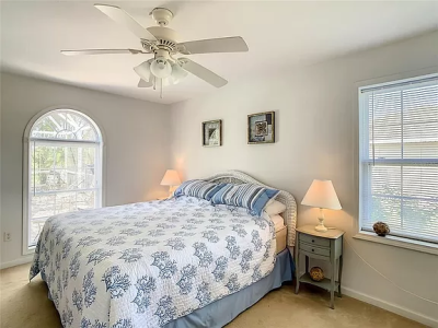 2817 NW 4th St, Cape Coral, FL 33993
