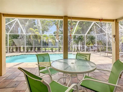 2817 NW 4th St, Cape Coral, FL 33993