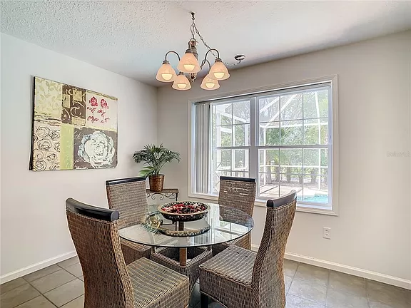 2817 NW 4th St, Cape Coral, FL 33993-5