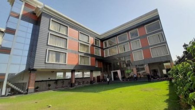 Hotel SS Grand Lucknow-6