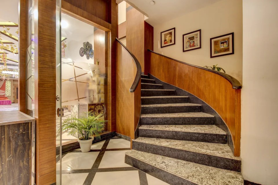 Townhouse OAK Hind Palace  | GuestHouseWale.Com-13