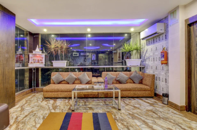 Townhouse OAK Hind Palace  | GuestHouseWale.Com