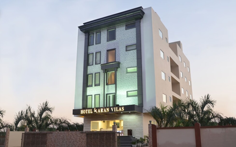 Banquet Hall and Party Hall by Hotel Karan Vilas | GuestHouseWale.Com-29