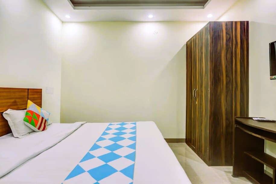RS Residency | GuestHouseWale.Com-10
