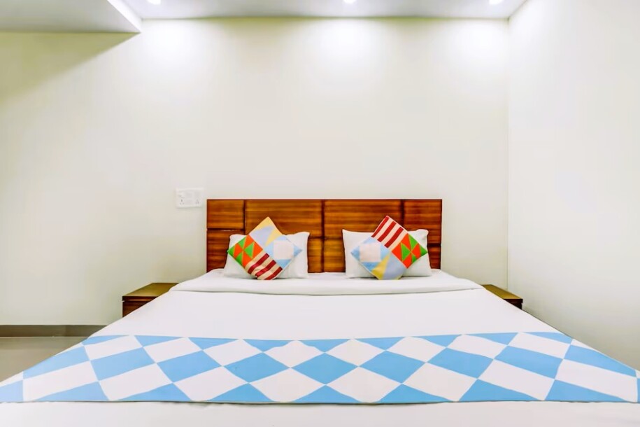 RS Residency | GuestHouseWale.Com-3