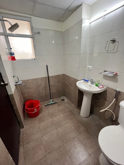 2 BHK apartment available in Gaur City 2 ,Noida