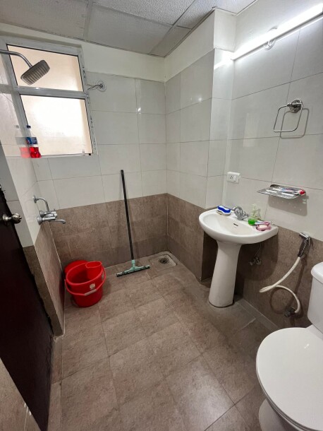 2 BHK apartment available in Gaur City 2 ,Noida-4