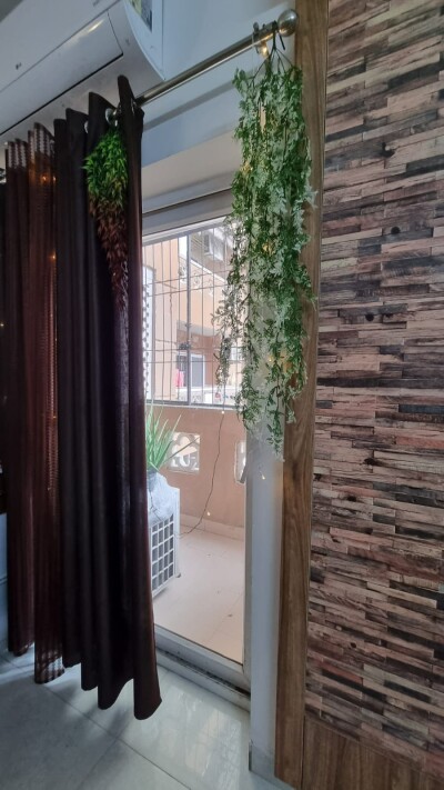 Looking for a Female flatmate in a 3bhk  flat in Noida Hyde Park, Sector 78 #guesthouses