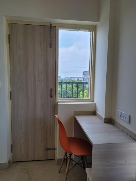 1RK fully furnished with double bed with mattress, almirah, kitchen chimney, chair and table.-4