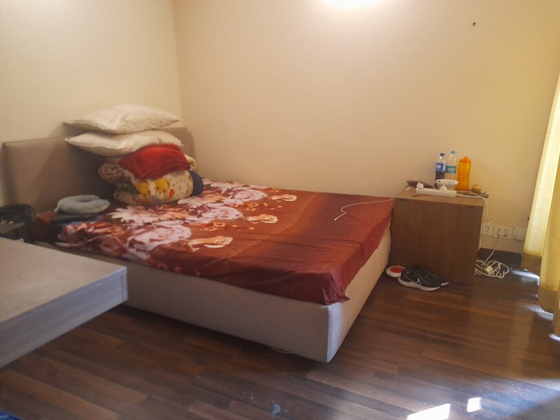 1bhk flat paras tierea Noida-3
