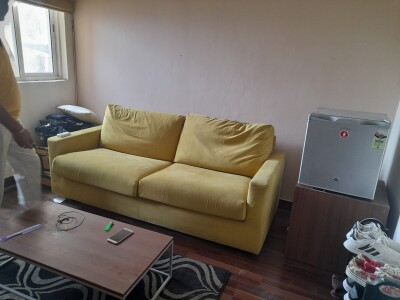 1bhk flat paras tierea Noida