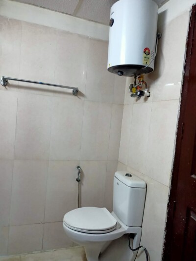 2 Bhk 1045 sqft Electronic item is only 6 months old completely furniture