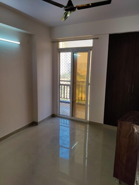 3 bhk semi furnished flat in Noida extension-5