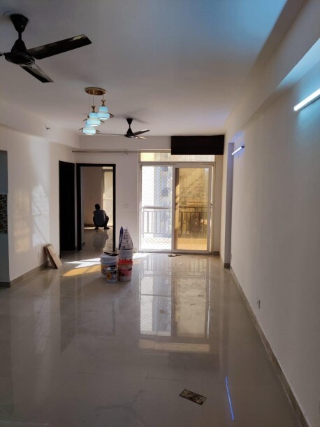 3 bhk semi furnished flat in Noida extension-1