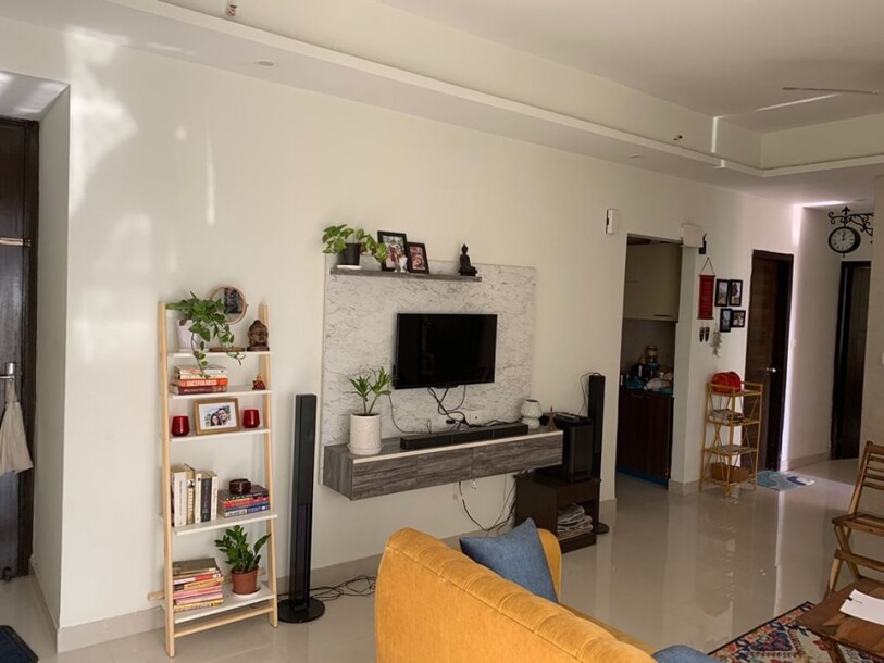 2bhk plus study available for rent in Mahagun Mirabella ,for working Class family .-1