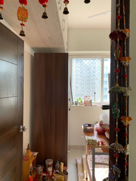 2bhk plus study available for rent in Mahagun Mirabella ,for working Class family .-9