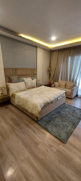 3BHK Premium location senter noida-1