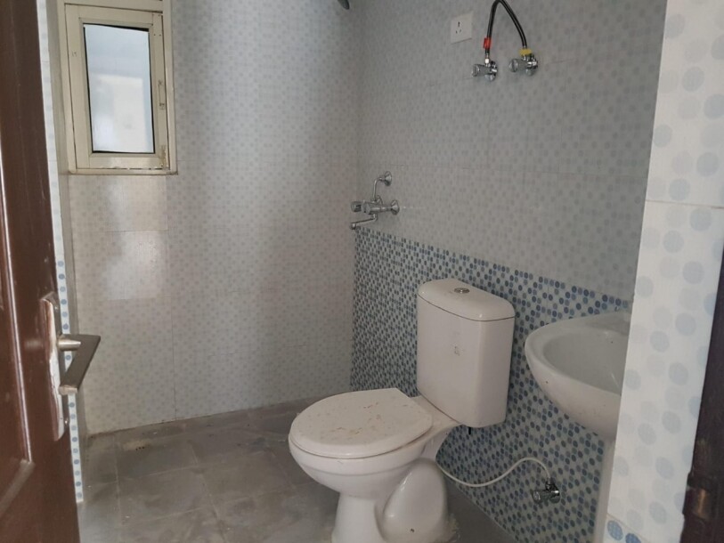 4 BHK Golf City plot 11, SECTOR 75, NOIDA-9