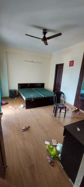Master room ,Room available sector 75-3