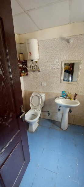 Master room ,Room available sector 75-5