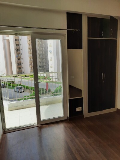 The Grand Ajnara Heritage 2bhk+1 in Noida
