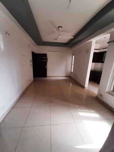 The Grand Ajnara Heritage 2bhk+1 in Noida-3